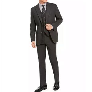 Alfani Men’s Gray Jacket and Pant Suit Set EUC